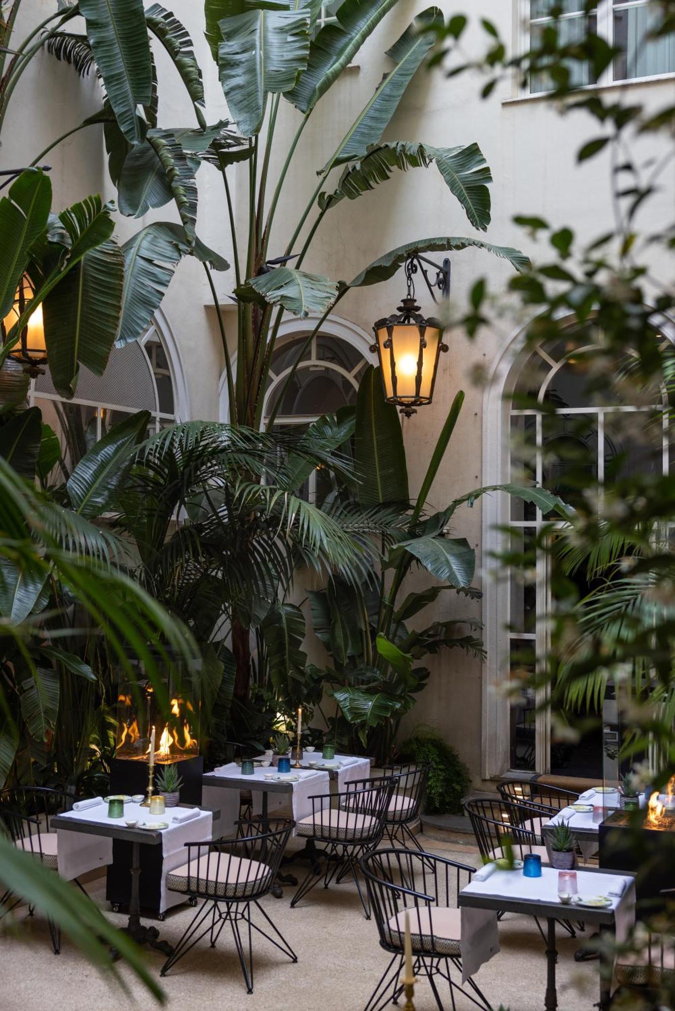 Vilon - Small Luxury Of The World Rom